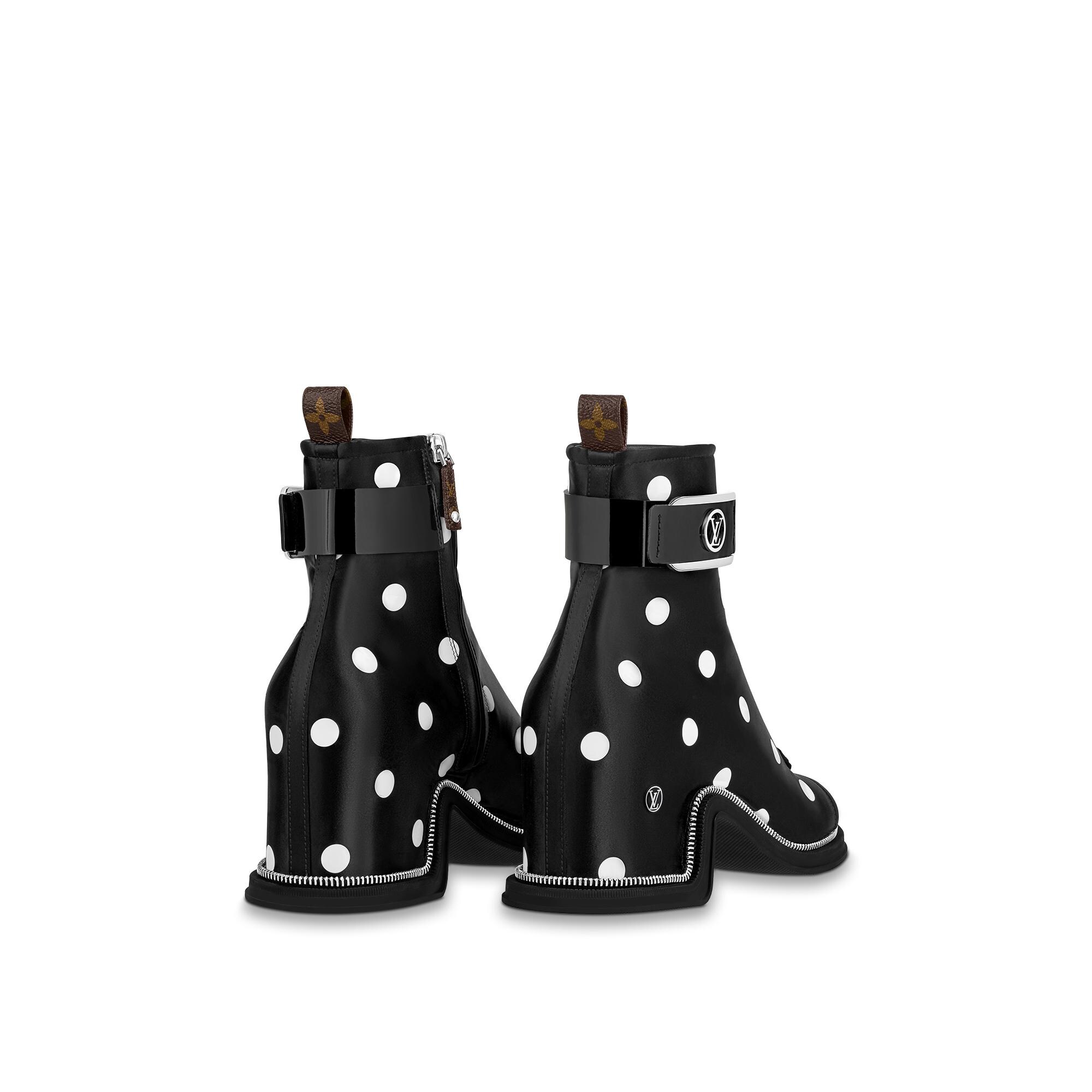 Moonlight Ankle Boots Luxury Black LOUIS VUITTON